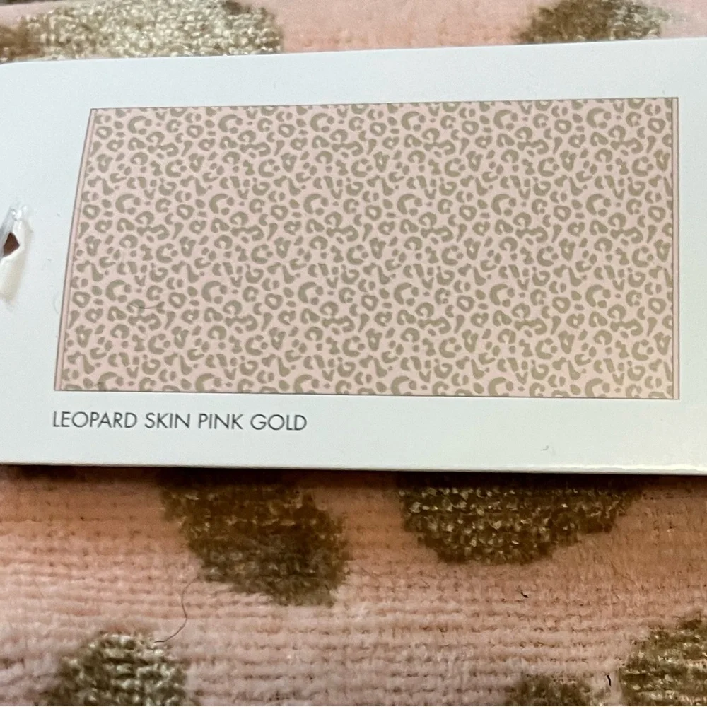 🆕 Caro Home Leopard Pink Gold Oversized Beach Towel